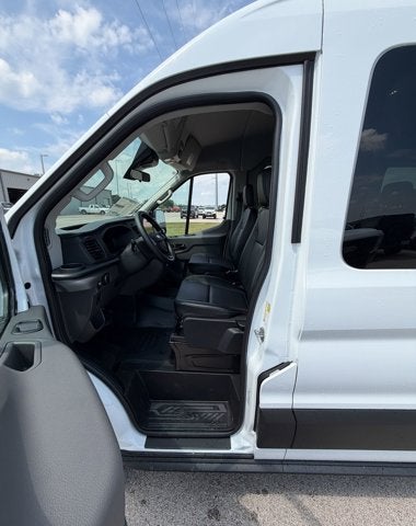 2026 Ford Transit Passenger Wagon XL