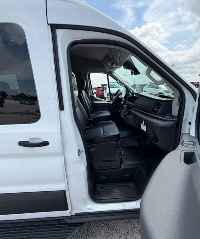2026 Ford Transit Passenger Wagon XL