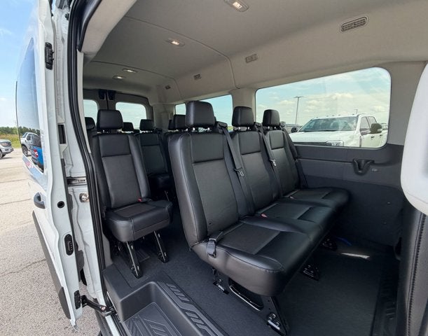 2026 Ford Transit Passenger Wagon XL