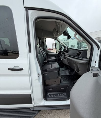 2026 Ford Transit Passenger Wagon XL