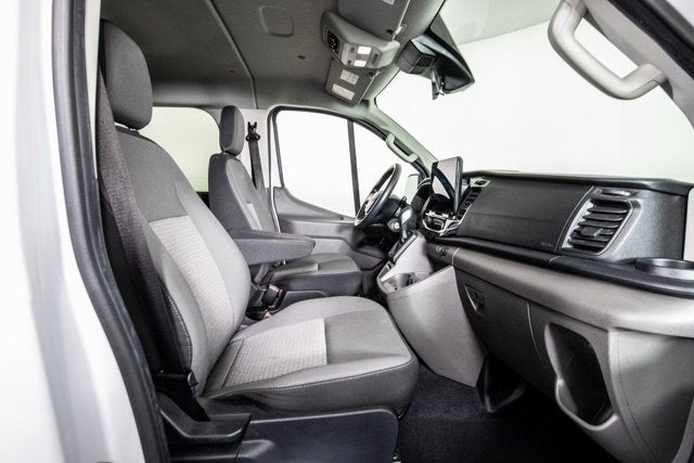 2024 Ford Transit Passenger Wagon XLT