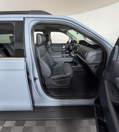 2027 Ford Expedition Active