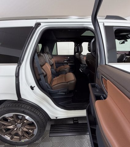 2027 Ford Expedition King Ranch