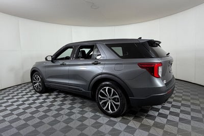 2022 Ford Explorer ST-Line