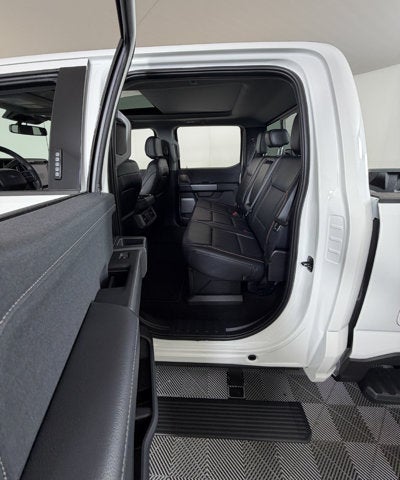 2027 Ford Super Duty F-250 SRW LARIAT