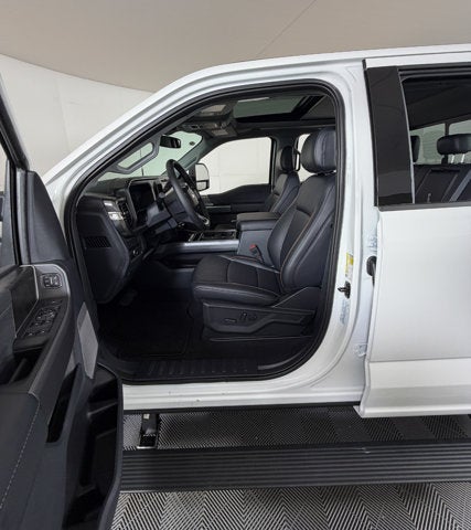2027 Ford Super Duty F-250 SRW LARIAT