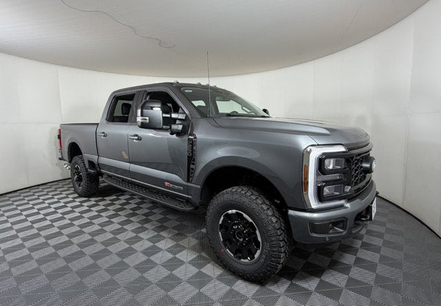 2027 Ford Super Duty F-250 SRW LARIAT