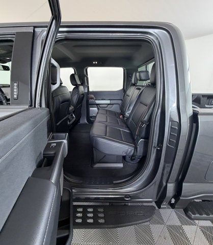 2027 Ford Super Duty F-250 SRW LARIAT