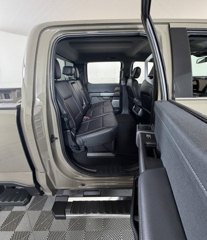 2027 Ford Super Duty F-250 SRW LARIAT