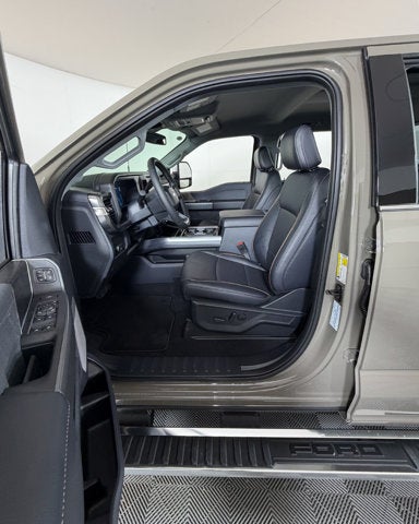 2027 Ford Super Duty F-250 SRW LARIAT