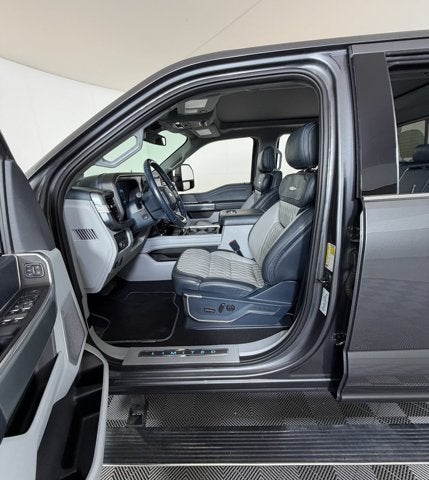 2023 Ford Super Duty F-250 SRW Limited