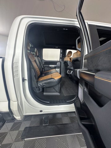 2024 Ford Super Duty F-250 SRW Platinum