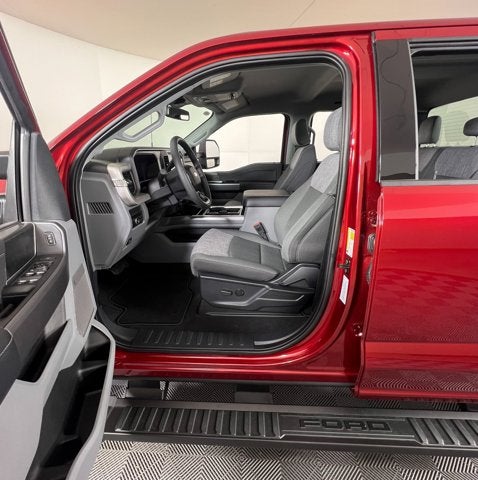 2025 Ford Super Duty F-250 SRW XLT