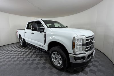 2026 Ford Super Duty F-350 SRW XLT