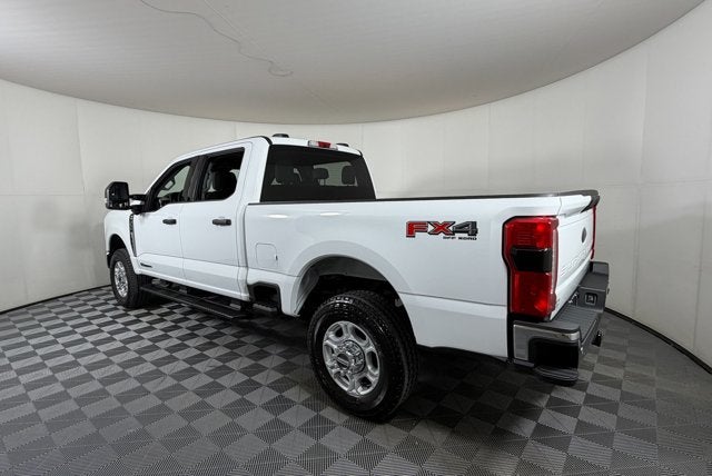2026 Ford Super Duty F-350 SRW XLT