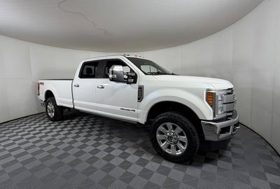 2017 Ford Super Duty F-350 SRW Platinum