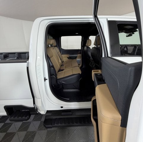 2026 Ford Super Duty F-350 SRW F-350® Lariat®