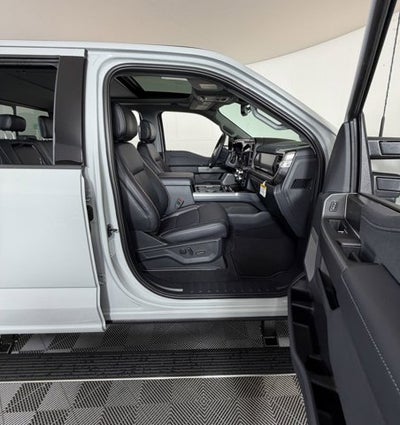 2026 Ford Super Duty F-350 DRW LARIAT