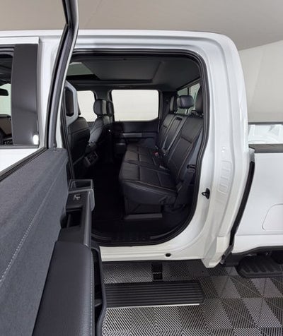 2026 Ford Super Duty F-350 DRW LARIAT