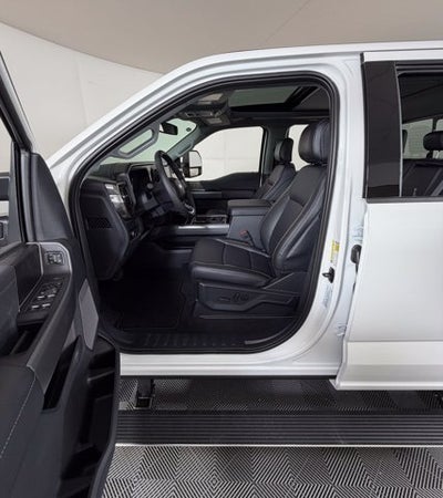 2026 Ford Super Duty F-350 DRW LARIAT