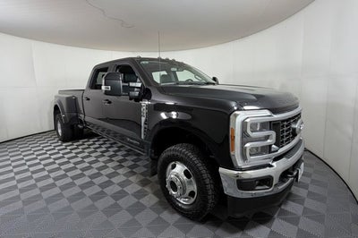 2023 Ford Super Duty F-350 DRW LARIAT