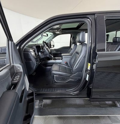 2023 Ford Super Duty F-350 DRW LARIAT
