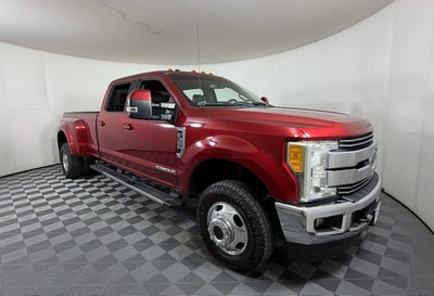 2017 Ford Super Duty F-350 DRW Lariat