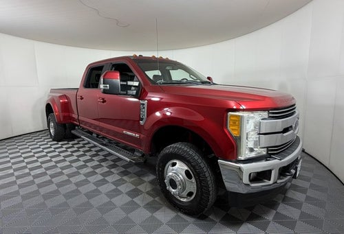 2017 Ford Super Duty F-350 DRW Lariat