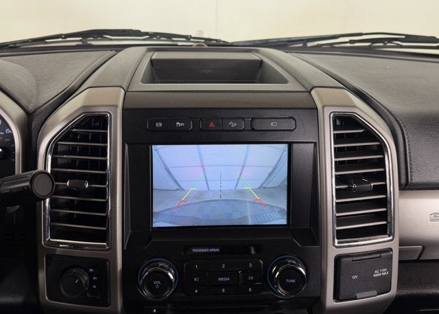 2017 Ford Super Duty F-350 DRW Lariat