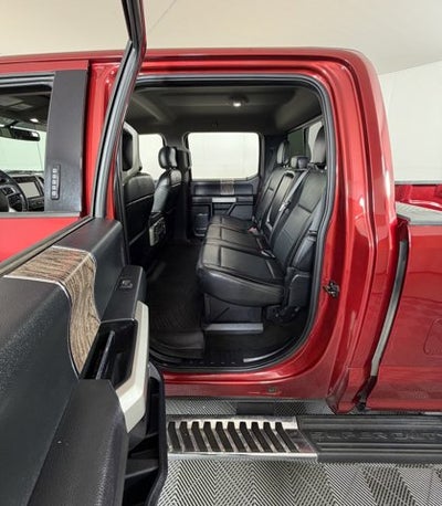 2017 Ford Super Duty F-350 DRW Lariat