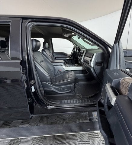 2019 Ford Super Duty F-350 DRW LARIAT