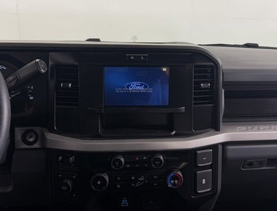 2026 Ford Super Duty F-350 DRW XL