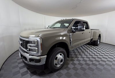 2026 Ford Super Duty F-350 DRW LARIAT