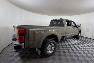 2026 Ford Super Duty F-350 DRW LARIAT