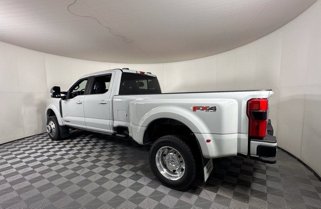 2026 Ford Super Duty F-450 DRW Platinum