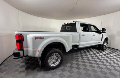 2026 Ford Super Duty F-450 DRW Platinum