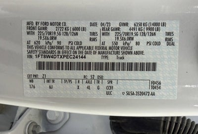 2023 Ford Super Duty F-450 DRW LARIAT