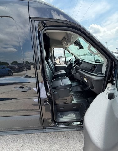 2026 Ford Transit Cargo Van Base