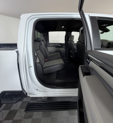 2025 Chevrolet Silverado 2500HD ZR2