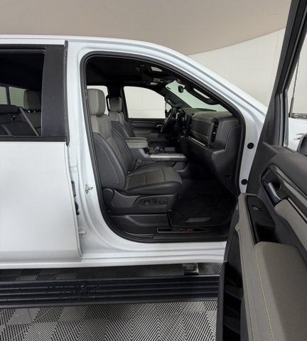 2025 Chevrolet Silverado 2500HD ZR2