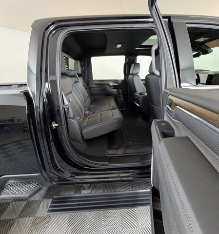 2024 Chevrolet Silverado 3500HD High Country
