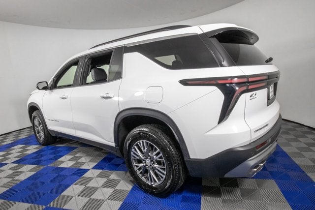 2025 Chevrolet Traverse FWD LT