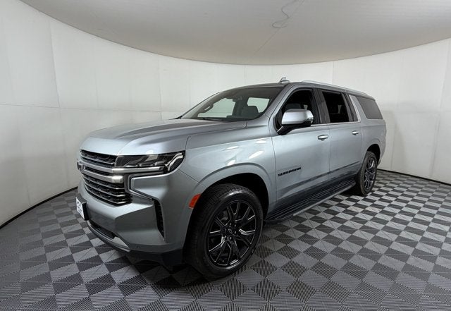2024 Chevrolet Suburban LT