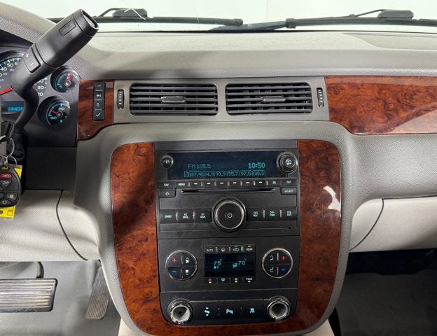 2011 Chevrolet Suburban LT