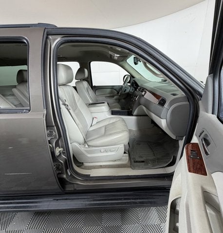 2011 Chevrolet Suburban LT