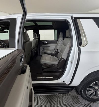 2022 Chevrolet Suburban LT