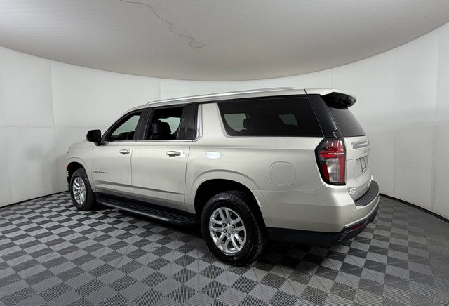 2023 Chevrolet Suburban LT