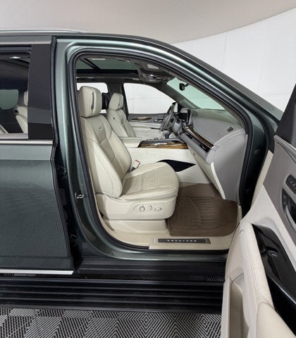 2023 Cadillac Escalade ESV 4WD Premium Luxury Platinum