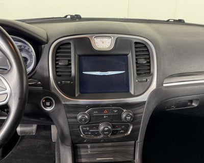 2020 Chrysler 300 Touring L