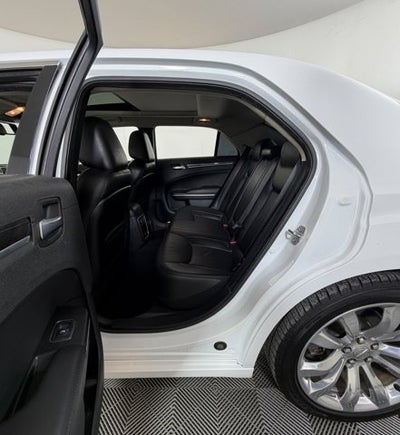 2020 Chrysler 300 Touring L